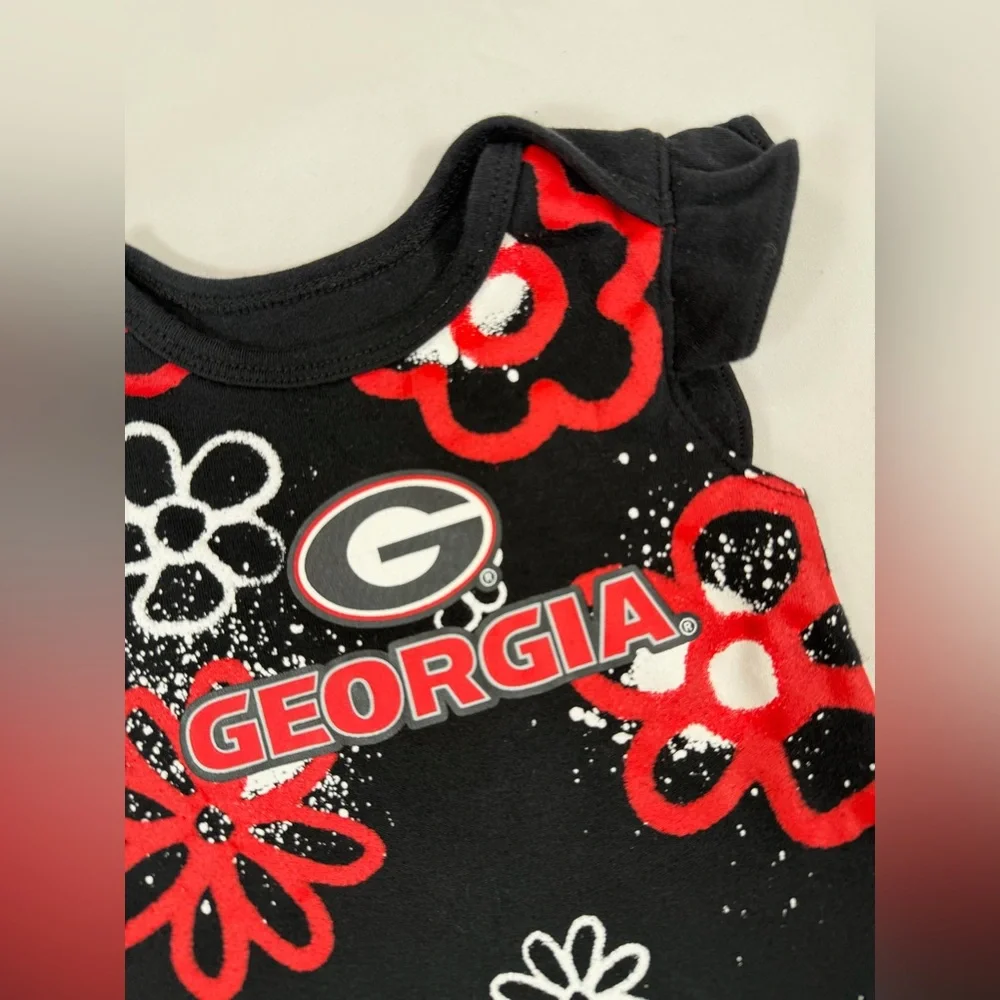 GEORGIA BULLDOGS Baby Girls’ Collegiate Floral Ruffle Sleeve One Piece Size 3-6M